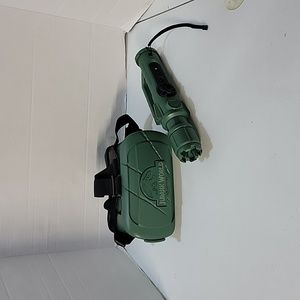 Jurassic World VR set, Game has to be Downloaded on your phone.